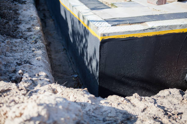 Professional Crawl Space Encapsulation technician working in Hudson, IL